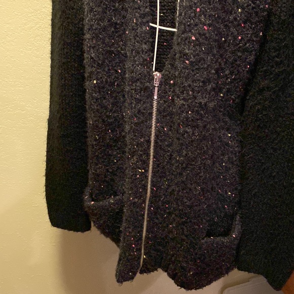 Zip Cardigan with POCKETS! - Picture 4 of 9